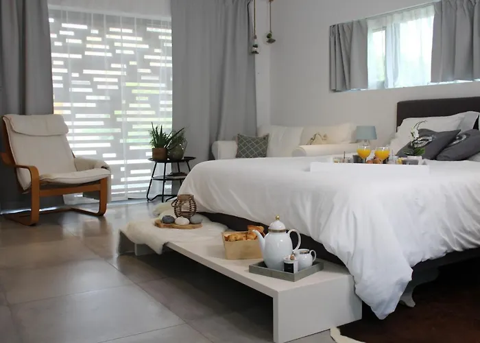 Neuf. Court Sejour, Loisirs, Professionnel Guest house