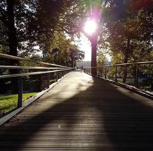 Guest house Neuf. Court Sejour, Loisirs, Professionnel 3*